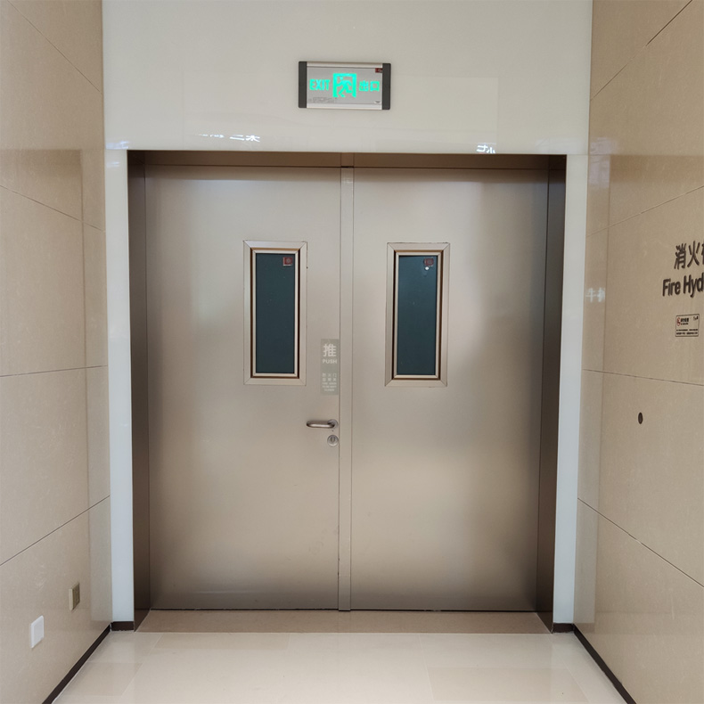 不銹鋼大尺寸防火門(mén)