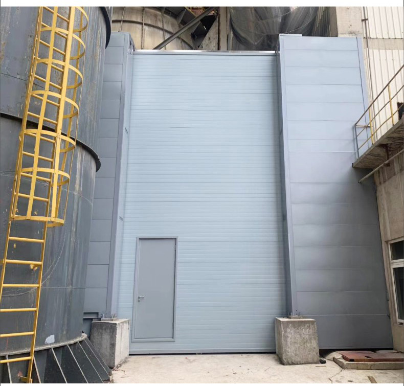 大尺寸鋼質(zhì)平開門