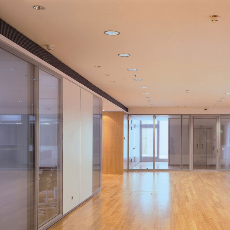 林德納玻璃隔斷