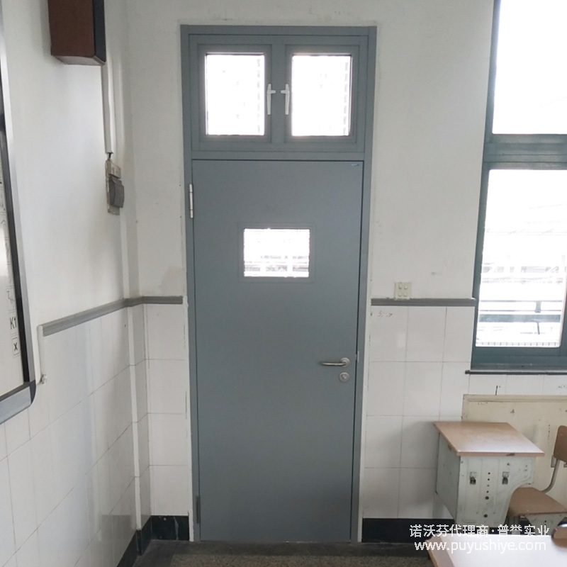 諾沃芬室內(nèi)門